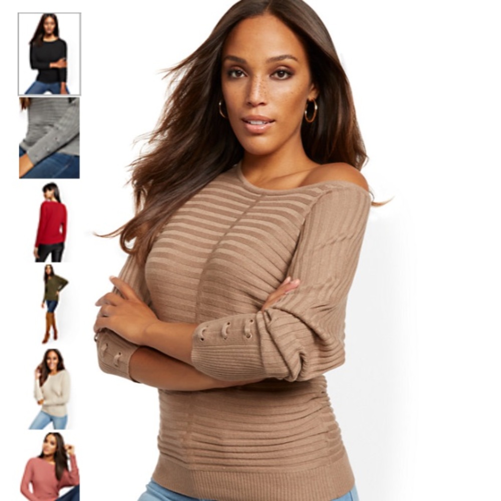 New York & Co. beige neutral knit pullover sweater, small.